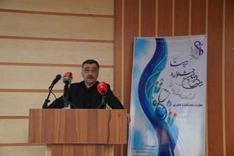 دکتر آخوندزاده: کاهش بروکراسی و سرمایه‌گذاری هدفمند، پیش‌نیاز ارتقای پژوهش در دانشگاه‌های علوم پزشکی است